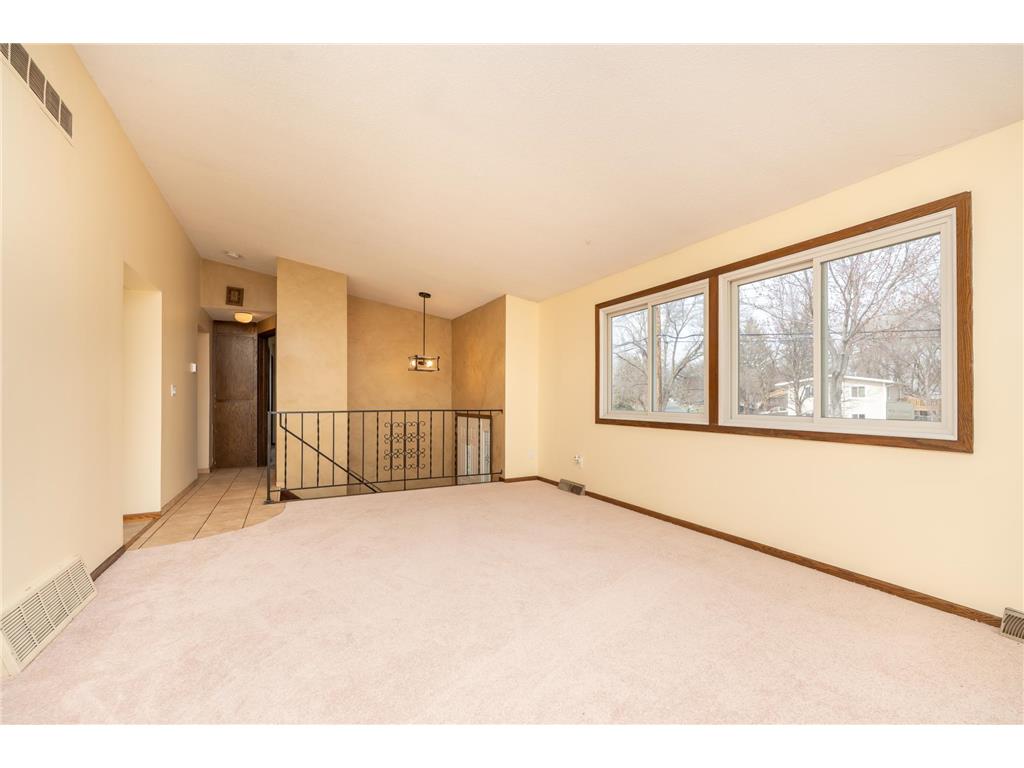 6401 Shingle Creek Drive Brooklyn Park MN 55445 7049683 image33