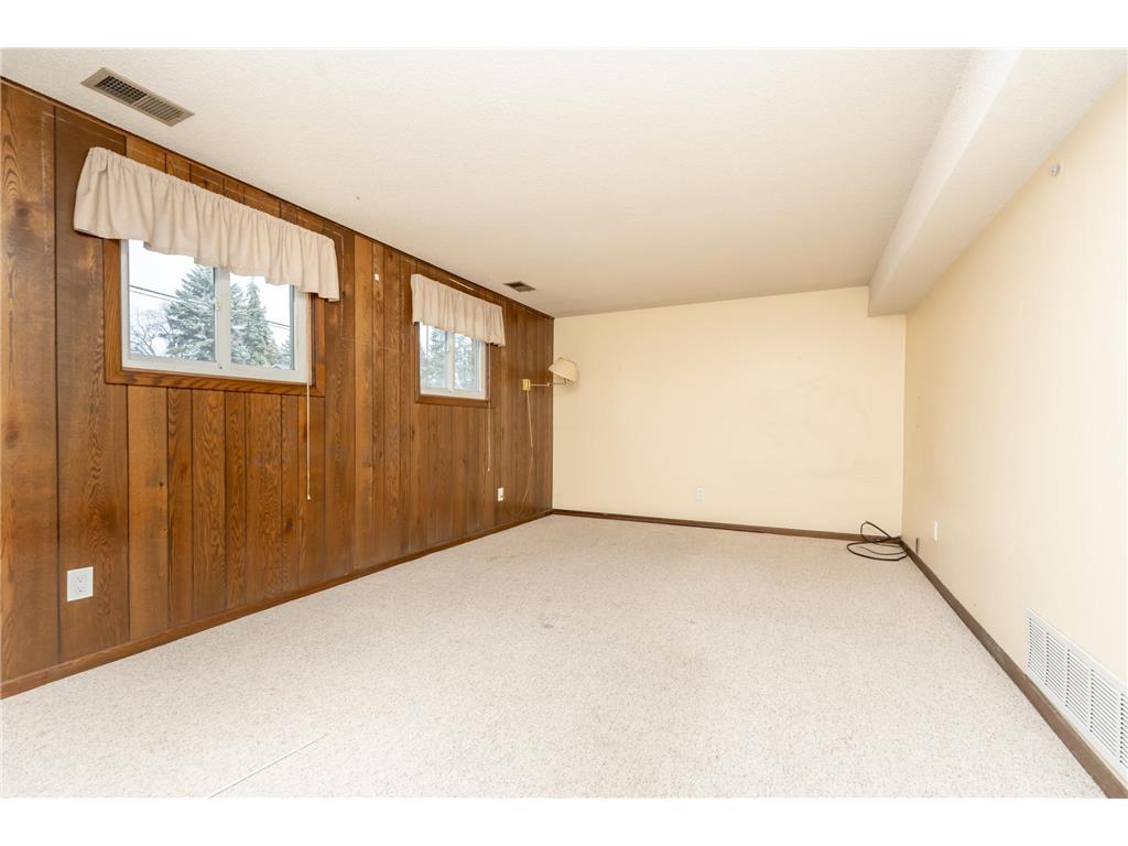 6401 Shingle Creek Drive Brooklyn Park MN 55445 7049683 image42