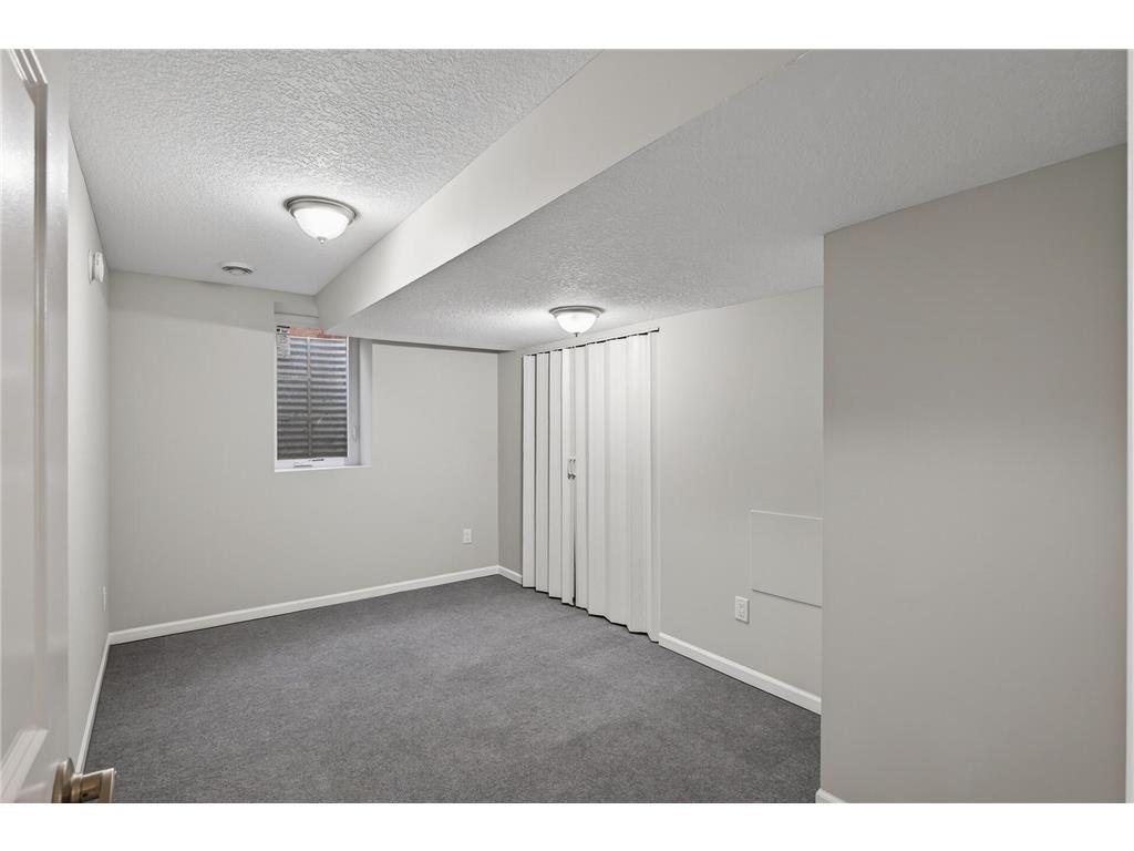 6407 Major Avenue N Brooklyn Center MN 55429 7070025 image19