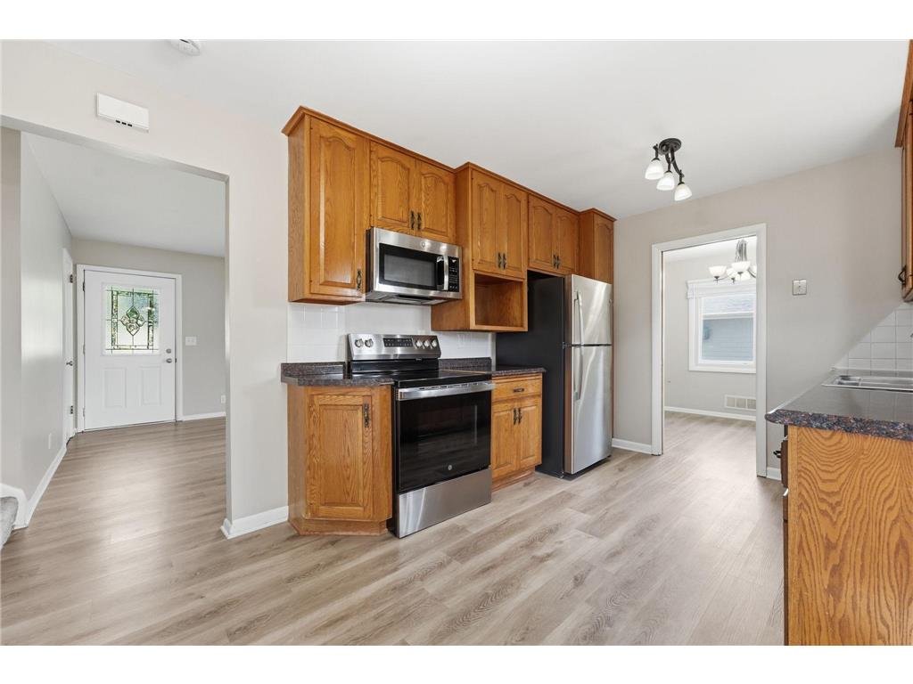 6407 Orchard Avenue N Brooklyn Center MN 55429 7100909 image20