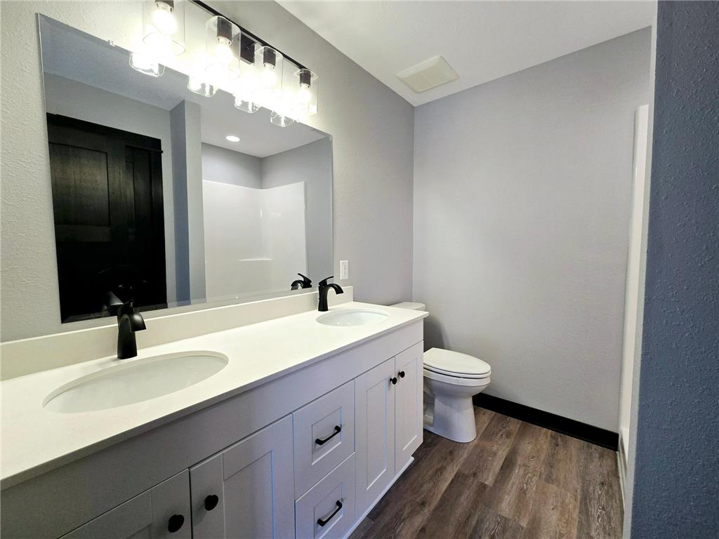 641 3rd Street E Gaylord MN 55334 7048838 image21