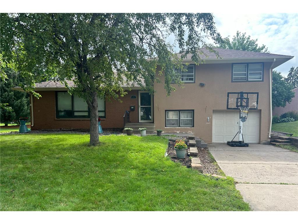 641 Cresthaven Drive South Saint Paul MN 55075 6493371 image1