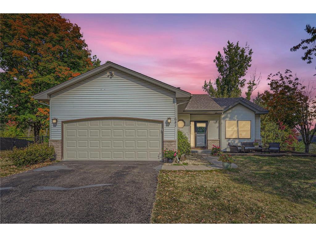 641 Hillside Drive Eagan MN 55121 6617458 image1
