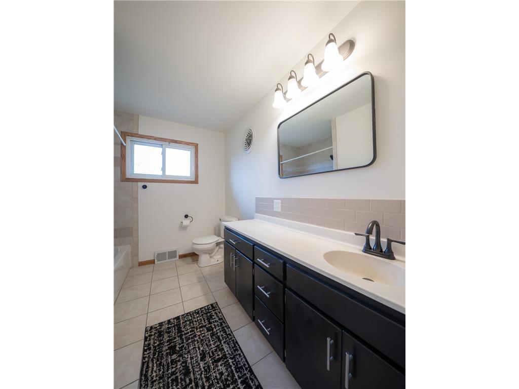 641 N Birch Street Royalton MN 56373 7084265 image17