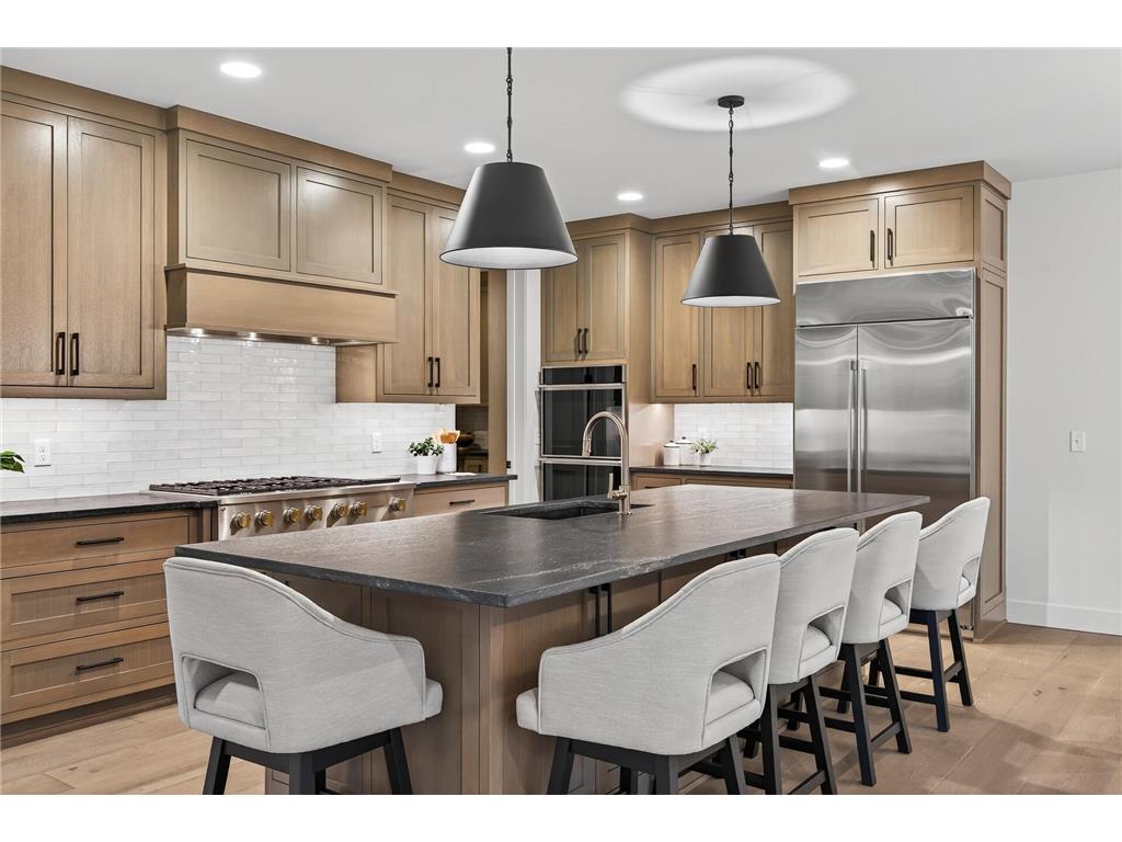 641 Park Street E Wayzata MN 55391 6813056 image28