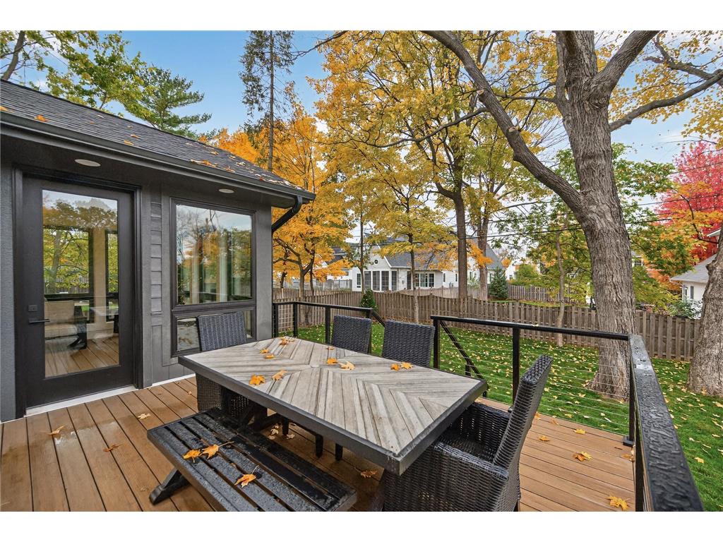 641 Park Street E Wayzata MN 55391 6813056 image41