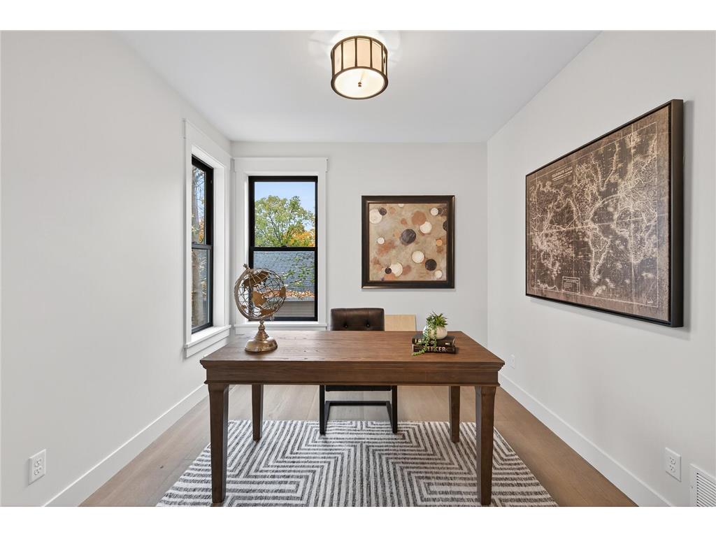 641 Park Street E Wayzata MN 55391 6813056 image44