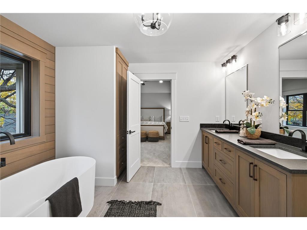 641 Park Street E Wayzata MN 55391 6813056 image57