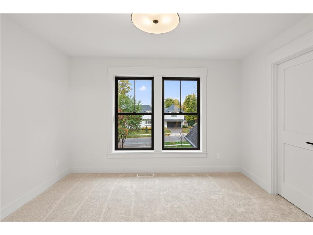 641 Park Street E Wayzata MN 55391 6813056 image65