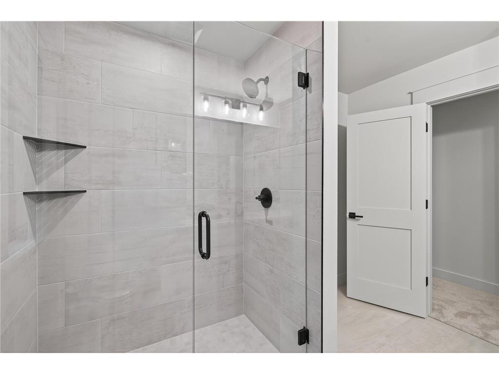 641 Park Street E Wayzata MN 55391 6813056 image80