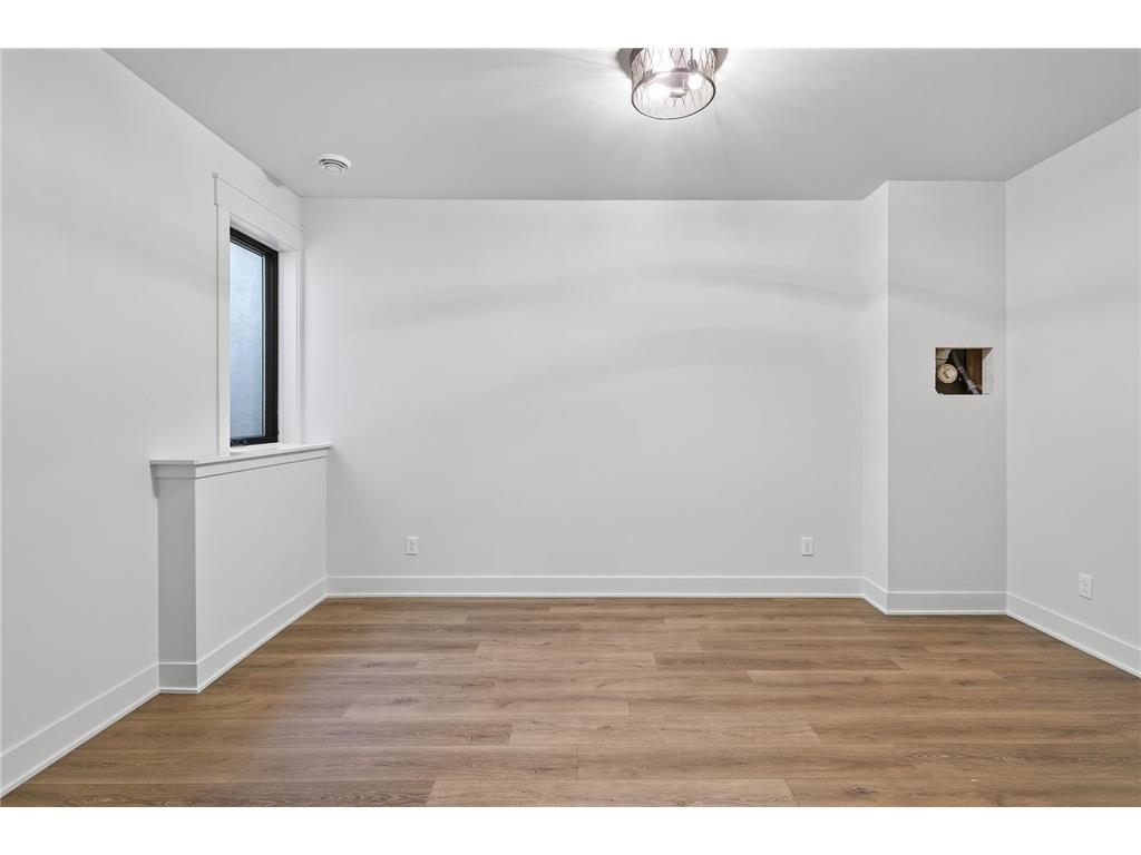 641 Park Street E Wayzata MN 55391 6813056 image89