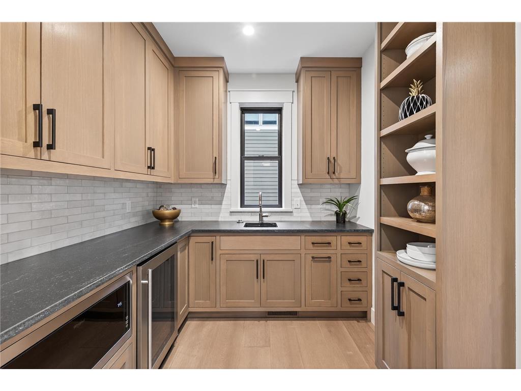 641 Park Street E Wayzata MN 55391 6813056 image93