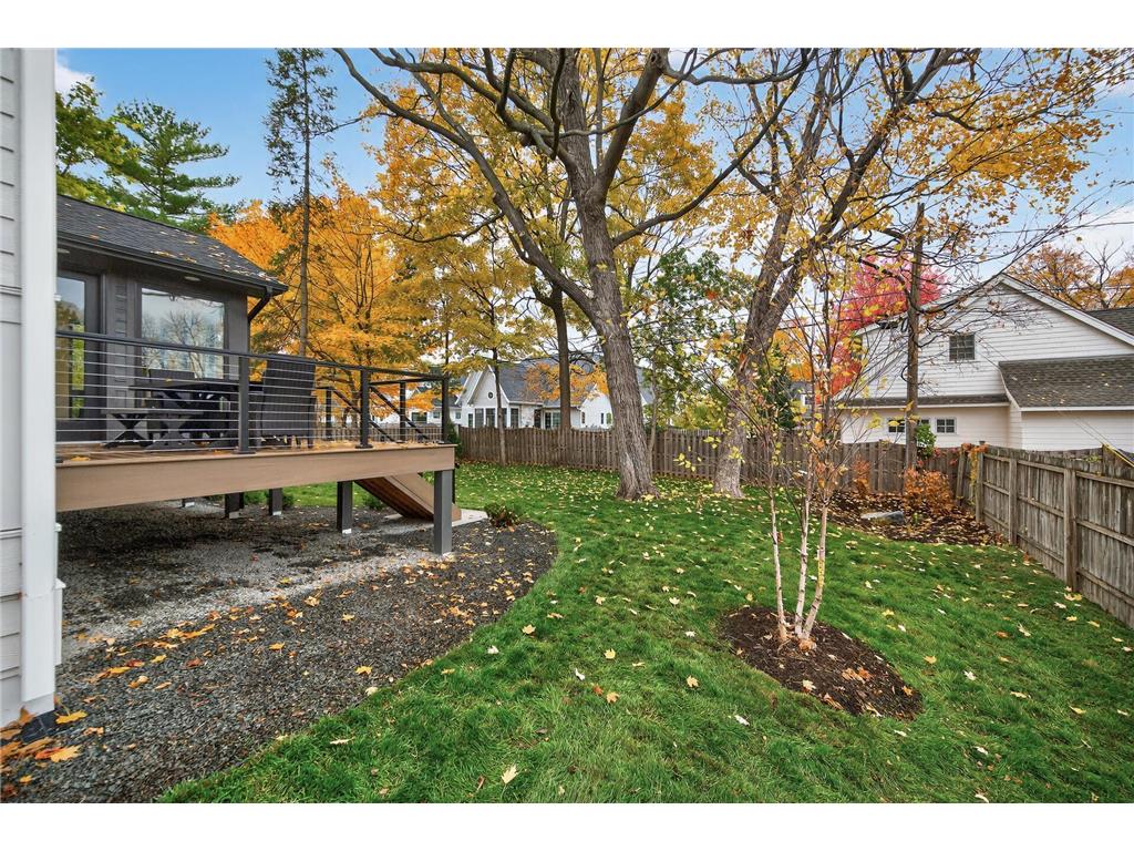 641 Park Street E Wayzata MN 55391 6813056 image99