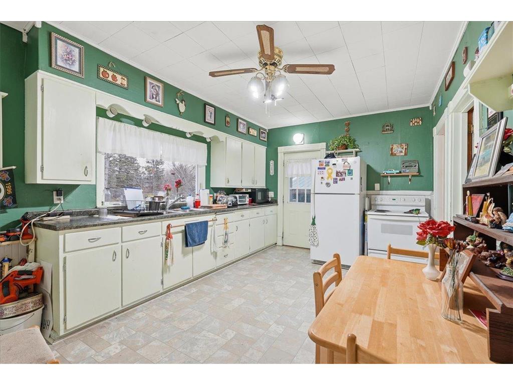 641 W Main Street Ellsworth WI 54011 6813085 image3