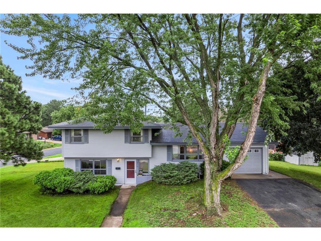 6410 Xerxes Avenue N Brooklyn Center MN 55430 6771790 image1