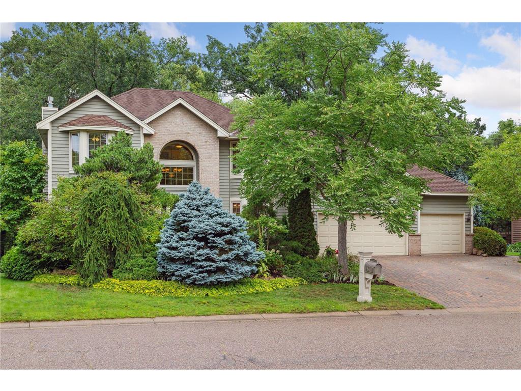 6411 129th Street W Apple Valley MN 55124 6389286 image1