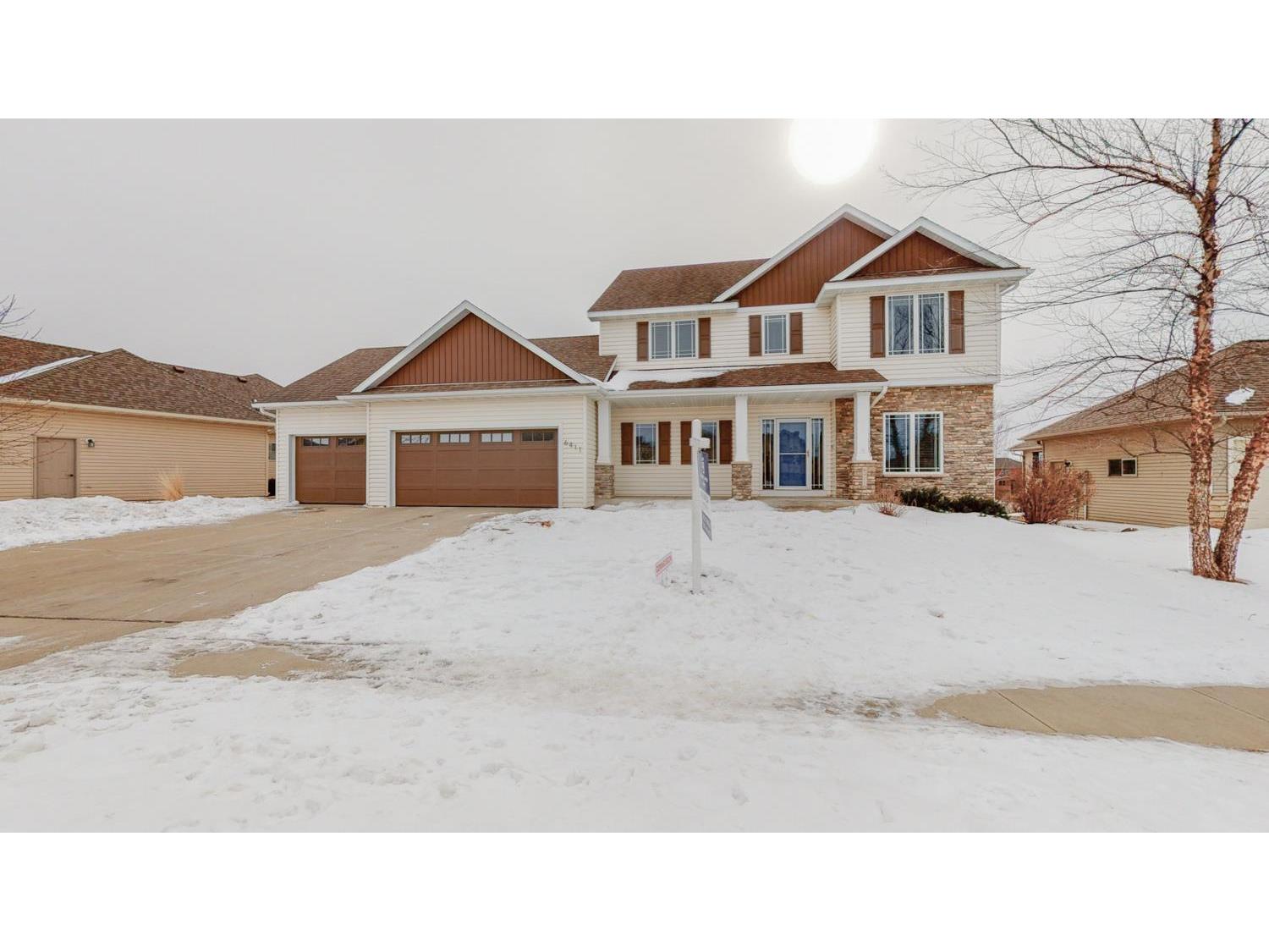 6411 Shetland Drive NW, Rochester, MN 55901 MLS 6152642 Edina Realty