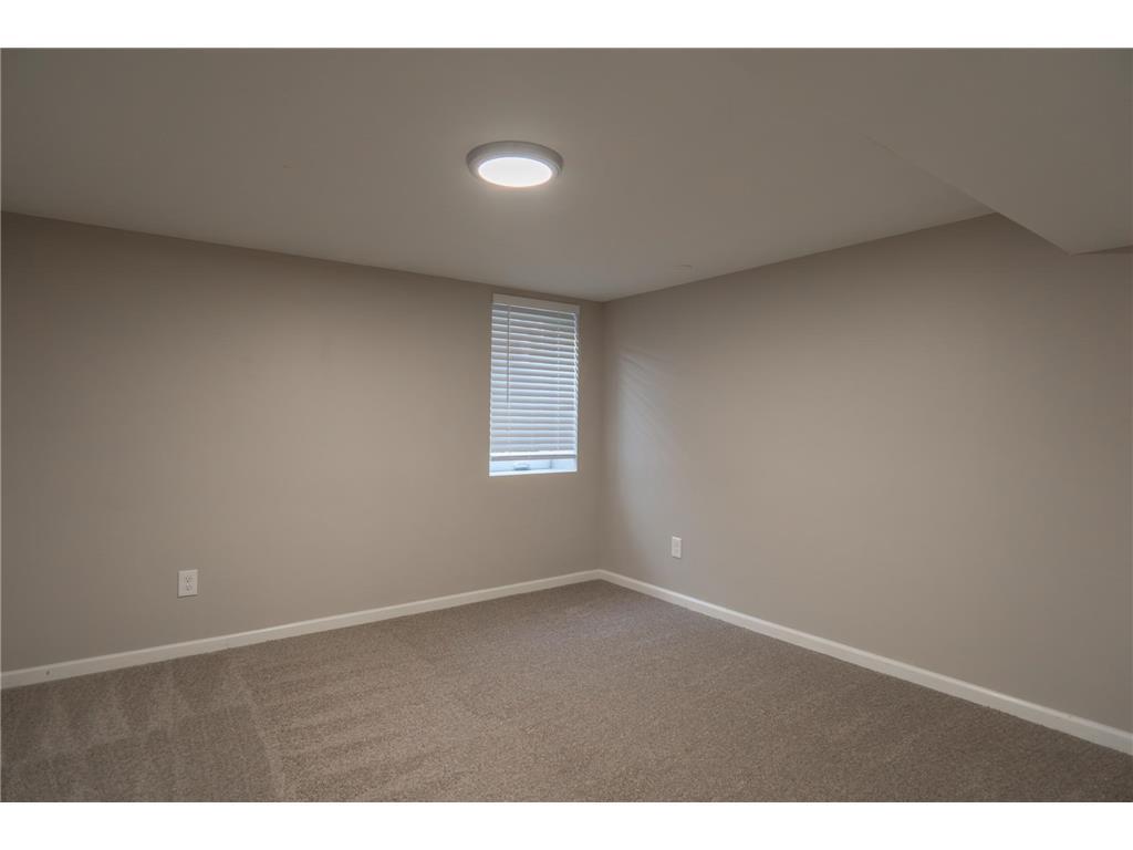 6418 Knoll St N Golden Valley MN 55427 7109289 image13