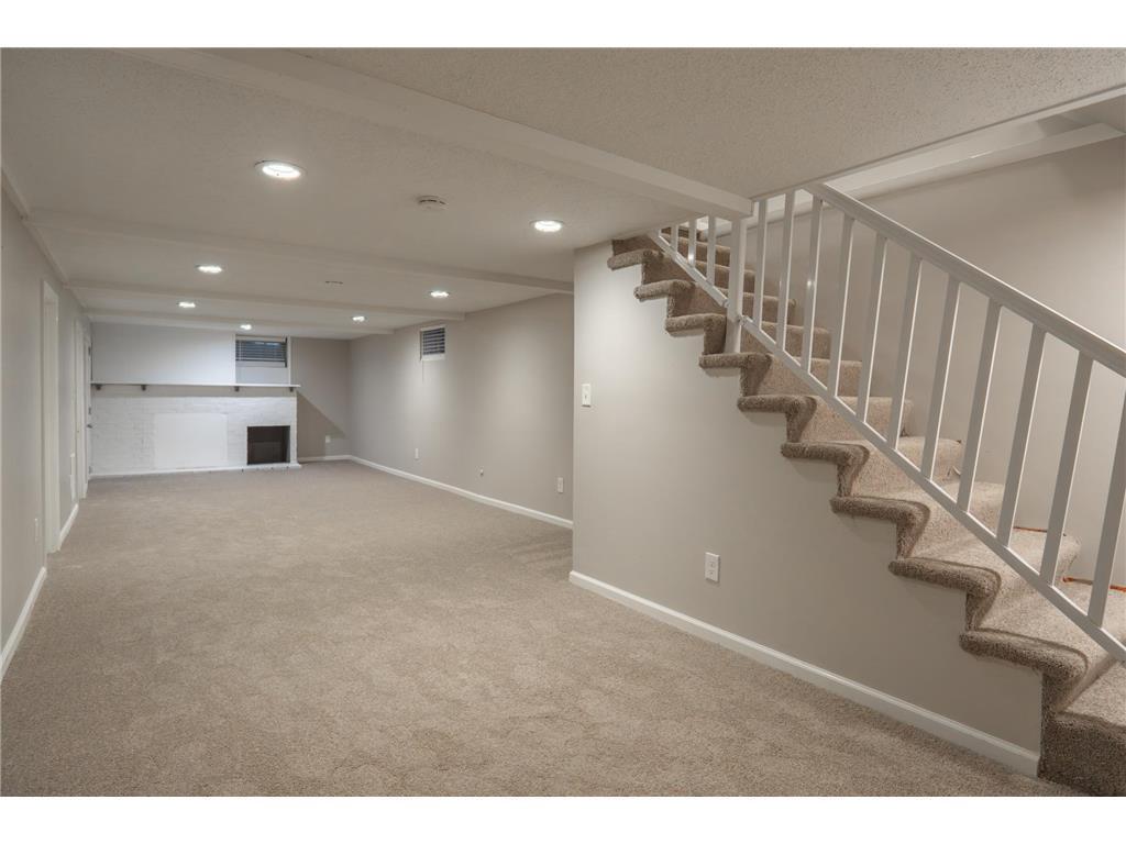 6418 Knoll St N Golden Valley MN 55427 7109289 image16