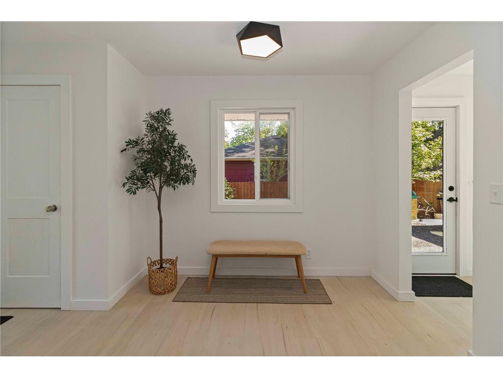 6419 Toledo Avenue N Brooklyn Center MN 55429 7075840 image14