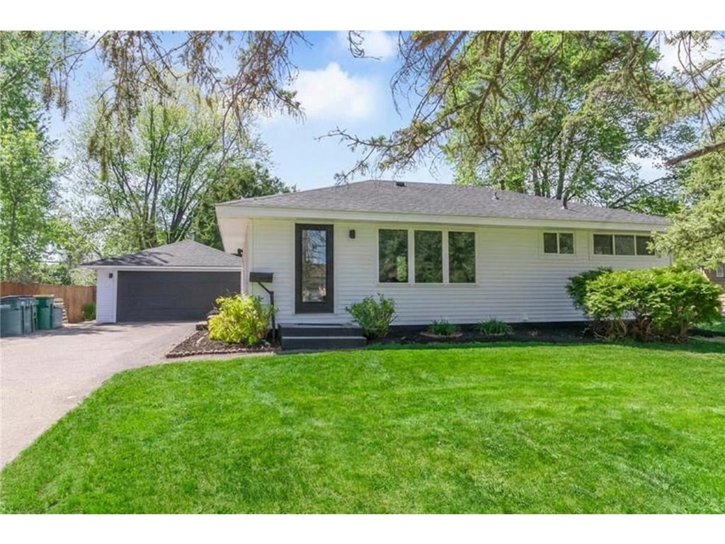 6419 Toledo Avenue N Brooklyn Center MN 55429 7075840 image2