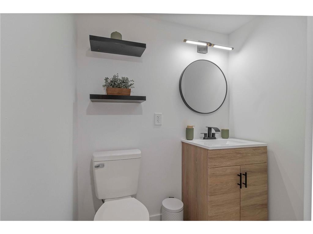 6419 Toledo Avenue N Brooklyn Center MN 55429 7075840 image23