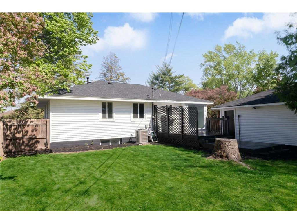 6419 Toledo Avenue N Brooklyn Center MN 55429 7075840 image26
