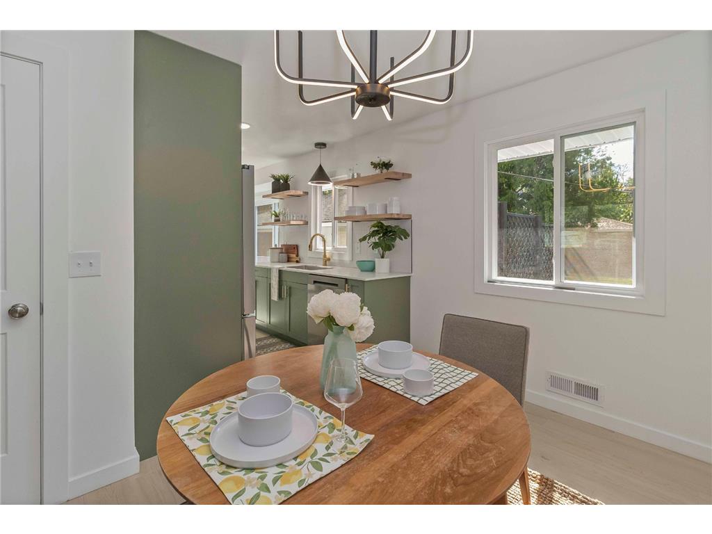 6419 Toledo Avenue N Brooklyn Center MN 55429 7075840 image9