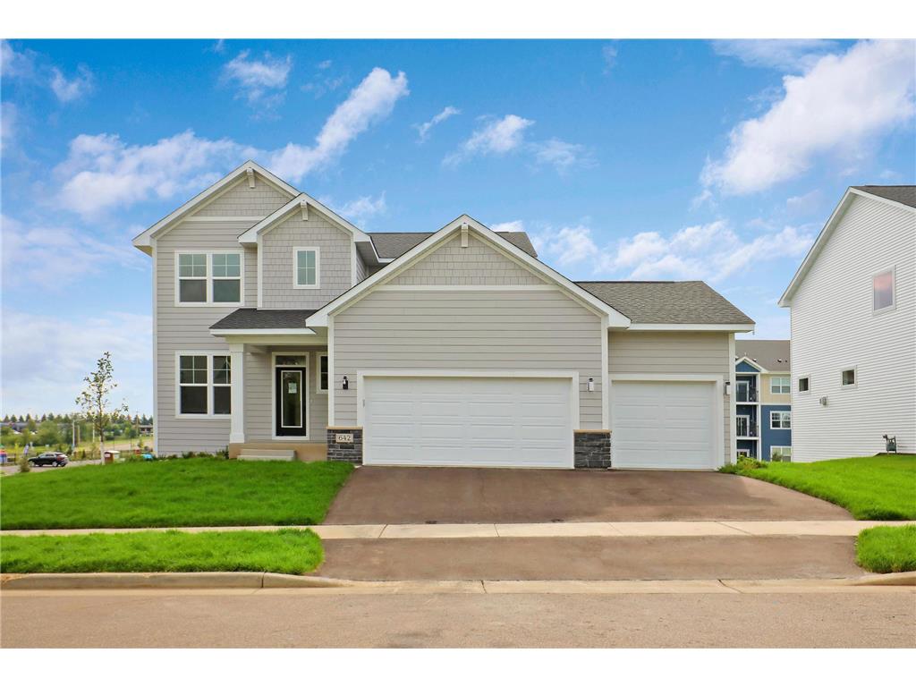 642 Elizabeth Way Hudson WI 54016 6445994 image1