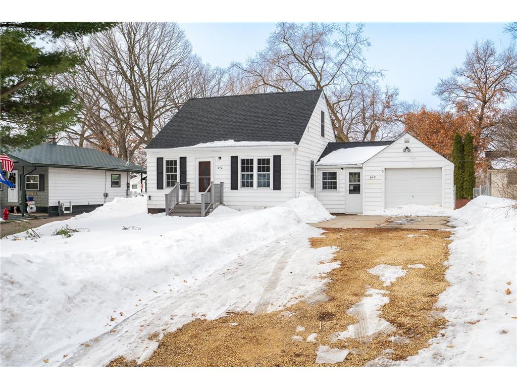 642 Goodwin Avenue N Oakdale MN 55128 6346132 image1