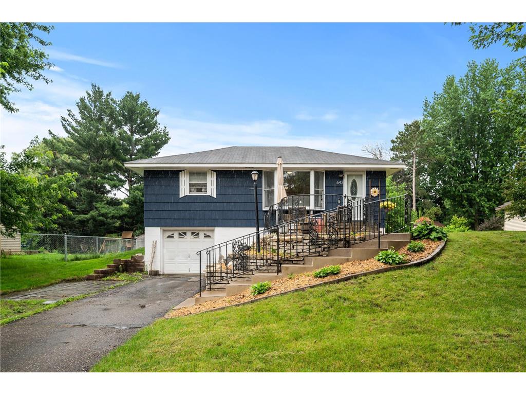 642 Granite Avenue N Oakdale MN 55128 6556405 image1