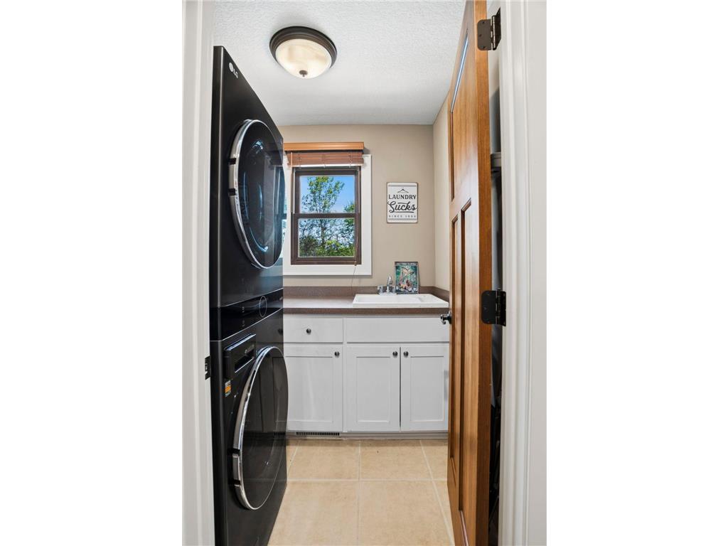 6420 Bluff Drive Bloomington MN 55438 7023961 image23