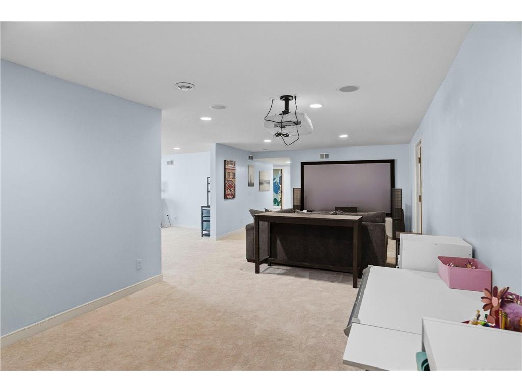 6420 Bluff Drive Bloomington MN 55438 7023961 image40