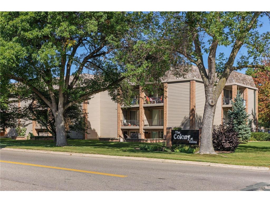 6423 Colony Way #1A Edina MN 55435 7013924 image29