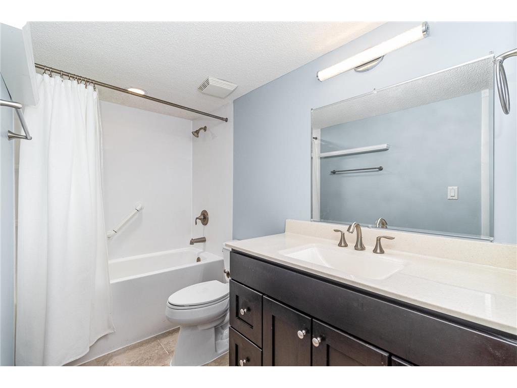 6423 Colony Way #1J Edina MN 55435 7042964 image15