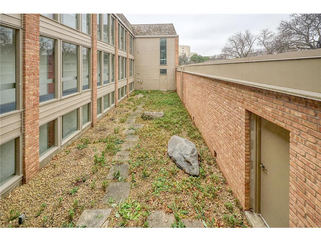 6423 Colony Way #2G Edina MN 55435 6821314 image16