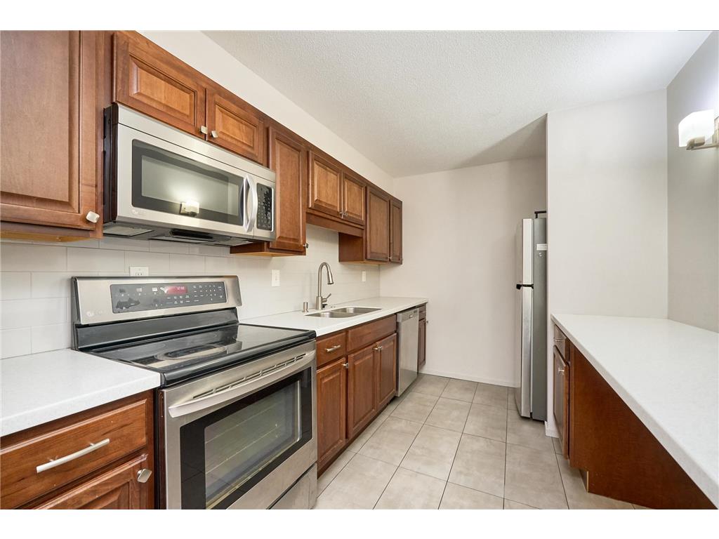 6423 Colony Way #2G Edina MN 55435 6821314 image5