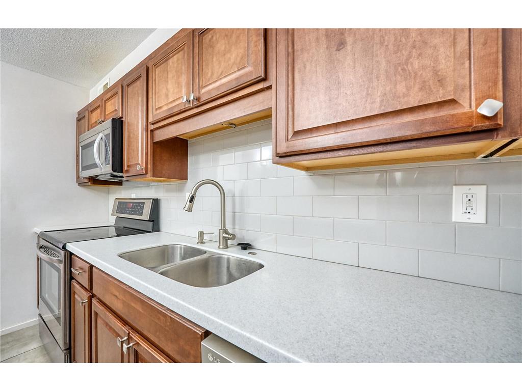 6423 Colony Way #2G Edina MN 55435 6821314 image6