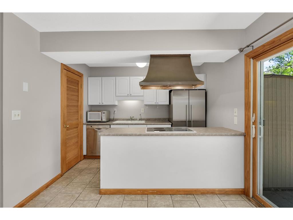6425 Barrie Road Edina MN 55435 7024945 image10
