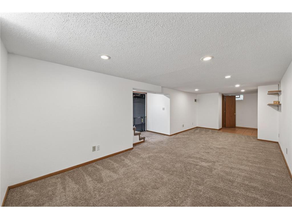 6428 Cloverdale Avenue Crystal MN 55428 7081247 image22