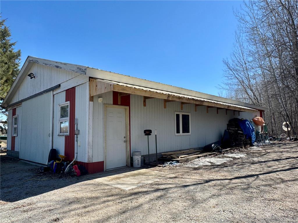 64280 300th Street Warroad MN 56763 7056556 image40