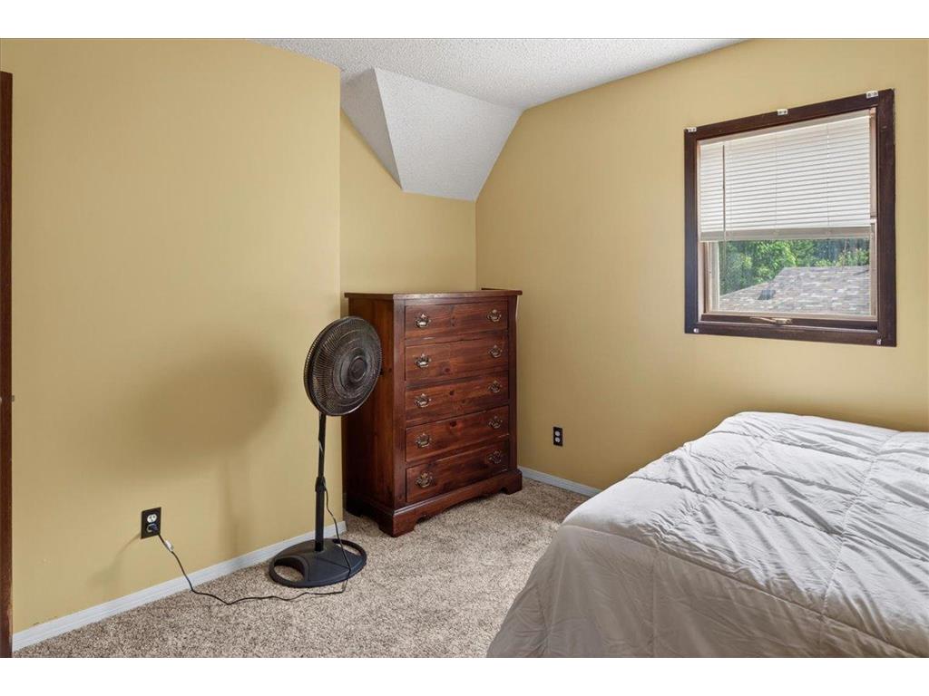 6429 Maple Street North Branch MN 55056 7084018 image27