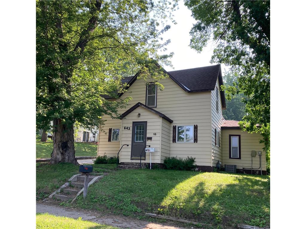 643 Miller Avenue Windom MN 56101 6735141 image1