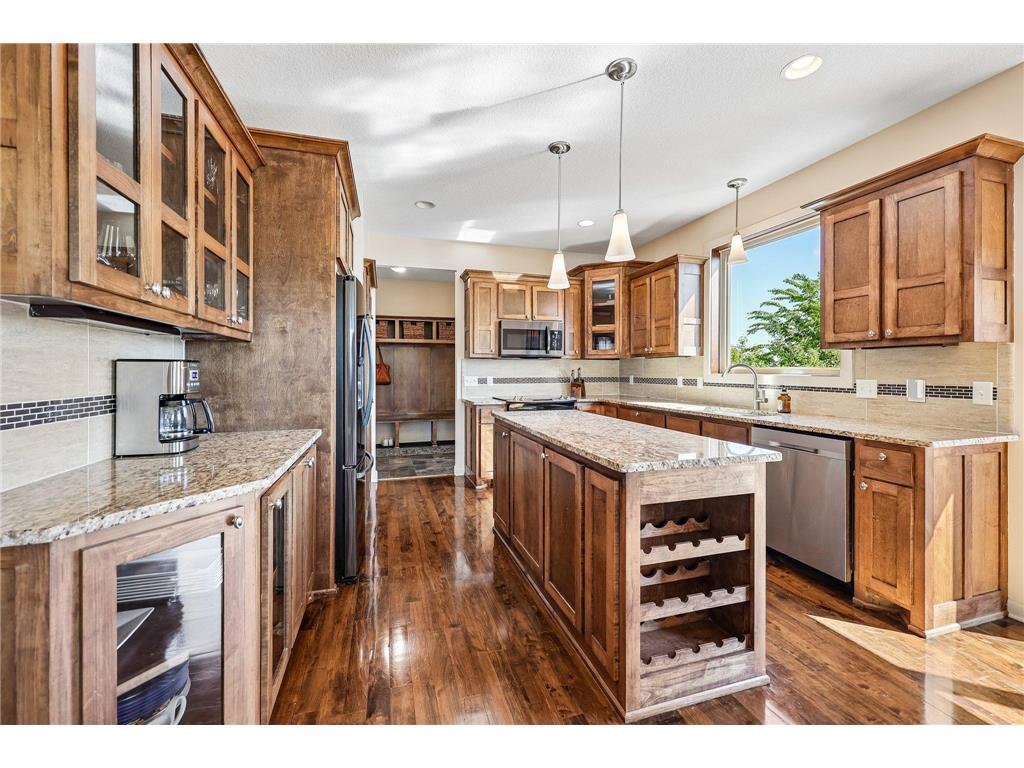 643 Parkside Court Eagan MN 55123 7058541 image12