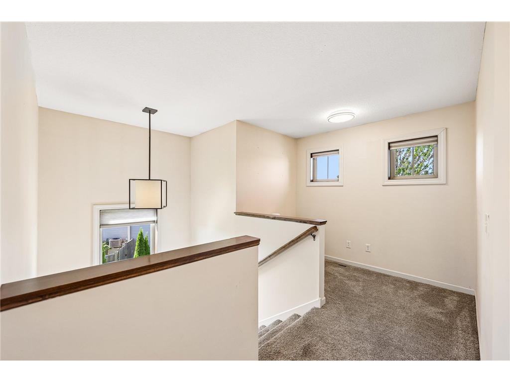 643 Parkside Court Eagan MN 55123 7058541 image18