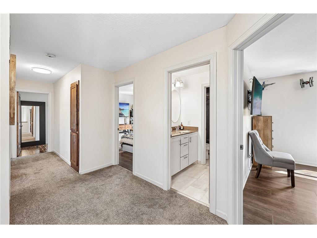 643 Parkside Court Eagan MN 55123 7058541 image19