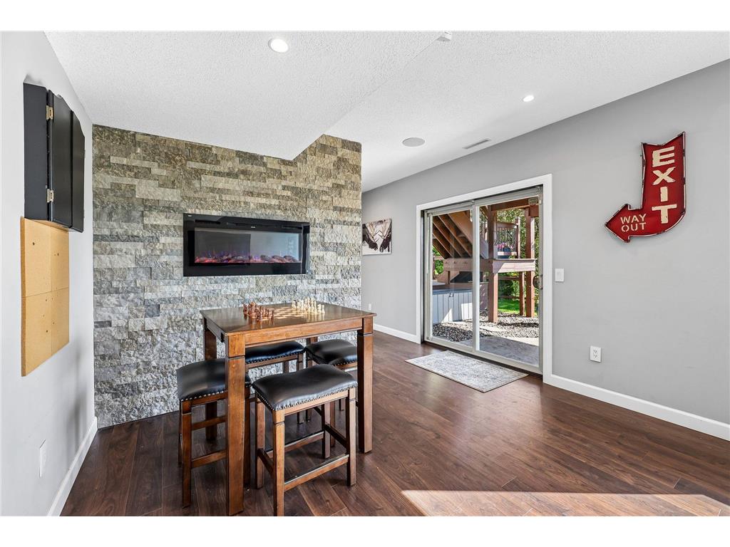 643 Parkside Court Eagan MN 55123 7058541 image39