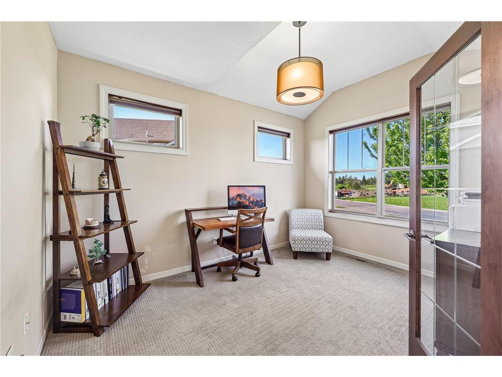 643 Parkside Court Eagan MN 55123 7058541 image4