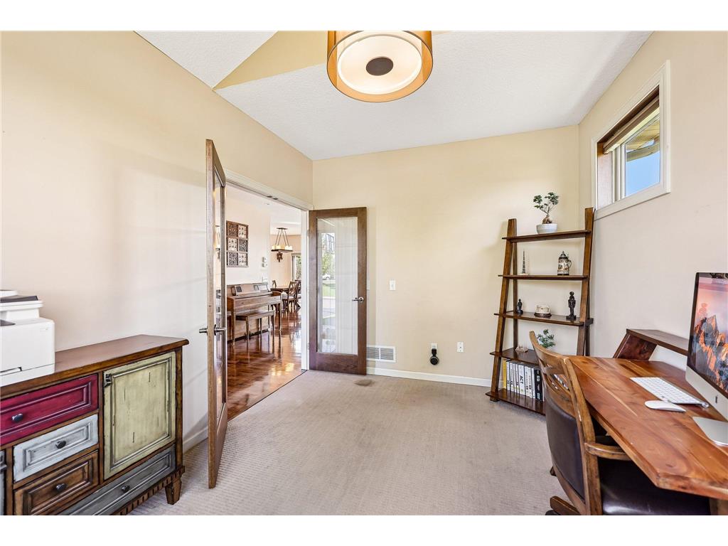 643 Parkside Court Eagan MN 55123 7058541 image5