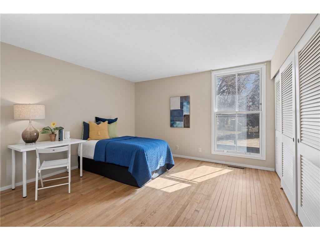 6433 Barrie Road Edina MN 55435 7082993 image23
